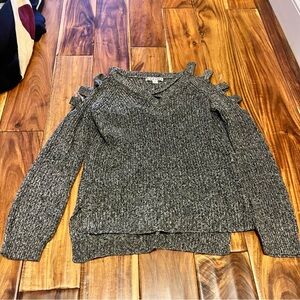 Women’s Moral Fiber grey hi-low v-neck knit sweater with cold shoulder details.